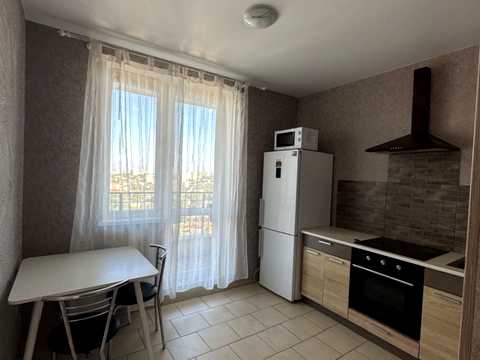 квартира за адресою Михайла Грушевського вул., 30в