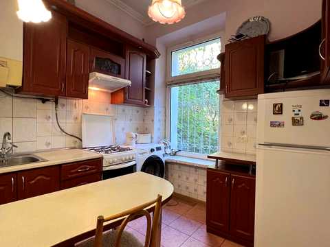 квартира за адресою Івана Котляревського вул., 31