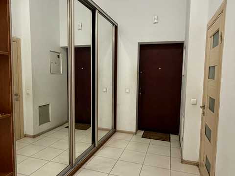 квартира по адресу Ревуцкого ул., 9