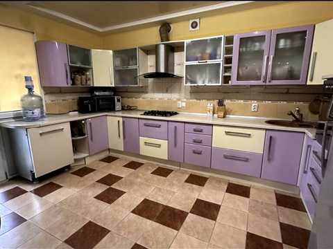 квартира за адресою Зодчих вул., 8