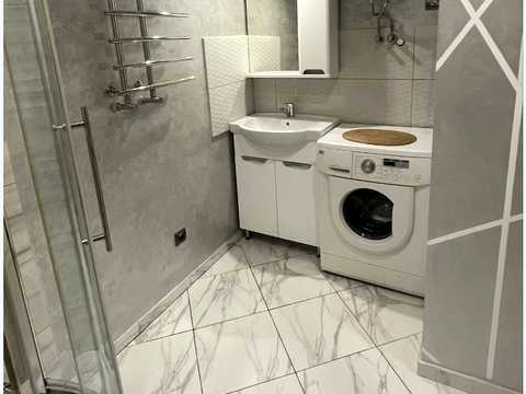 квартира за адресою Коростень, Грушевського вул., 39