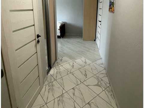 квартира за адресою Коростень, Грушевського вул., 39