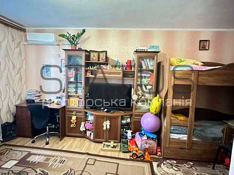 квартира за адресою Боровиковського бульв., 5