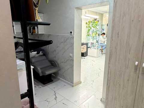 комерційна за адресою Захисників Маріуполя вул. (Костромська), 87