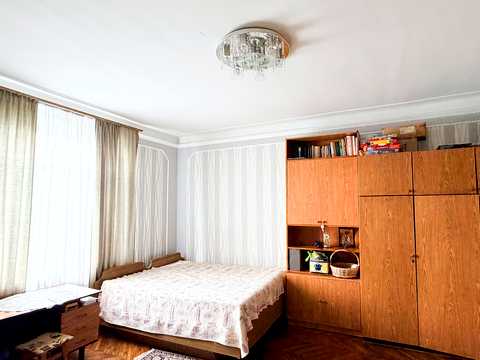 квартира за адресою Осипа Турянського вул., 1