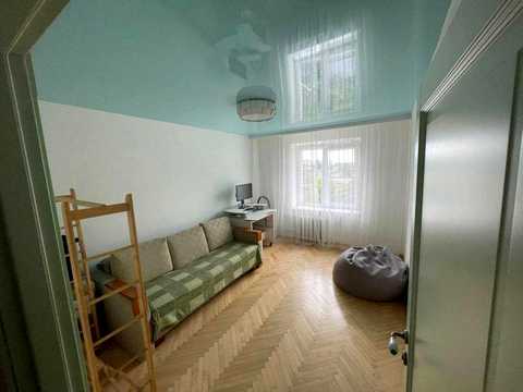 квартира за адресою Вагонна вул., 7