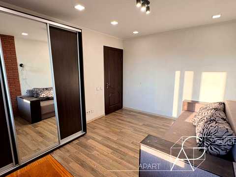 квартира за адресою Леся Курбаса просп., 12-Б