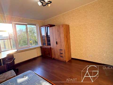 квартира за адресою Леся Курбаса просп., 12-Б