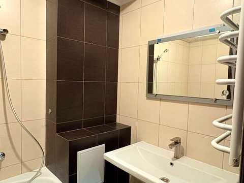 квартира за адресою Леся Курбаса просп., 12-Б