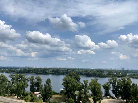 квартира за адресою Прирічна вул., 19