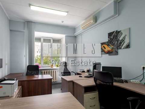 комерційна за адресою Андрія Верхогляда вул. (Михайла Драгомирова), 4