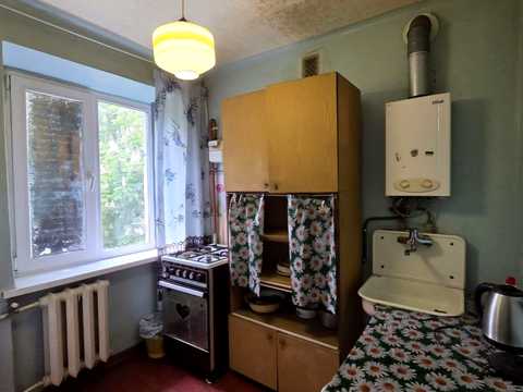 квартира за адресою Мистецька вул. (Землячки), 3