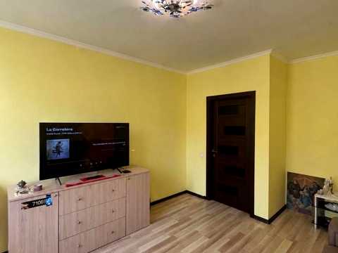 квартира за адресою Роксоляни вул., 43
