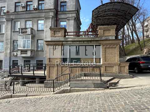 комерційна за адресою Шовковична вул., 38