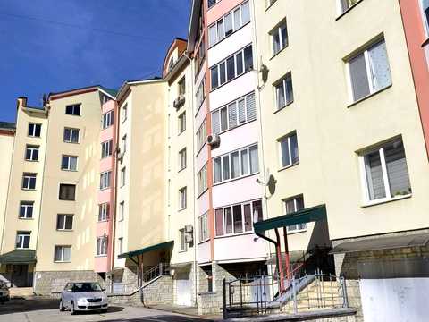 квартира за адресою Тролейбусна вул., 26