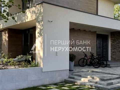 будинок за адресою с. Ліски, Парковая, 145