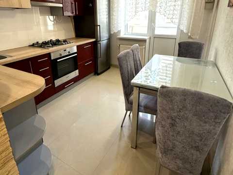 квартира по адресу Леси Украинки ул., 11