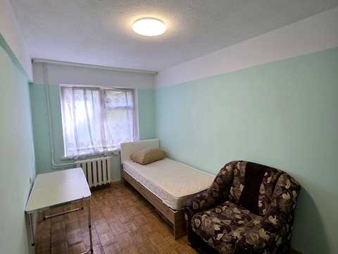 квартира за адресою Михайла Максимовича вул., 9-А