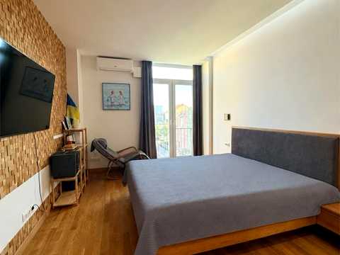 квартира за адресою Регенераторна вул., 4 к6