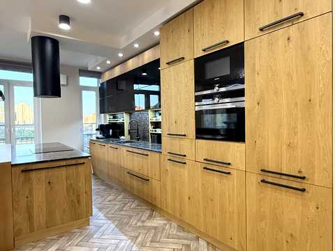 квартира за адресою Регенераторна вул., 4 к6