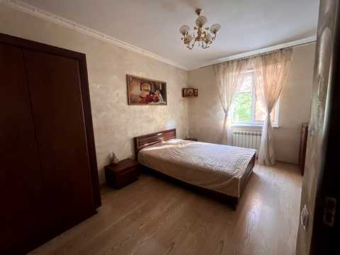 дом по адресу Лінія 8