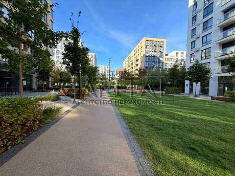 квартира за адресою Салютна вул., 2к18