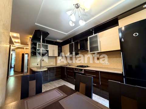 квартира по адресу Таїрова ул., 6/1