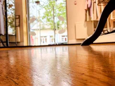 комерційна за адресою Бельведерська вул., 35