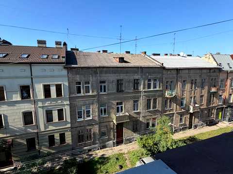квартира за адресою Донецька вул., 1