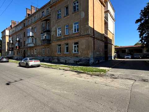квартира за адресою Донецька вул., 1