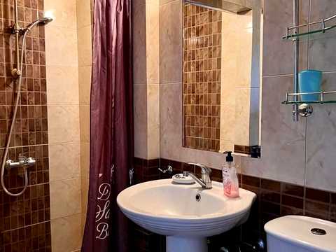 квартира за адресою Кардинала Гузара вул. (Толстого Льва), 1
