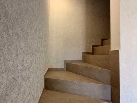 1877941536701592