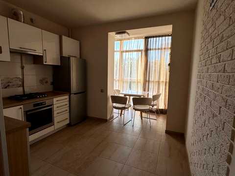 квартира по адресу Шептицких ул., 43