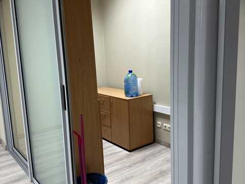 комерційна за адресою Дніпровська набережна вул., 26-Ж