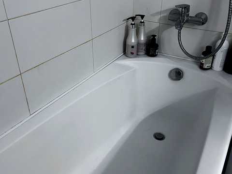 квартира за адресою Василя Симоненка вул., 5-А