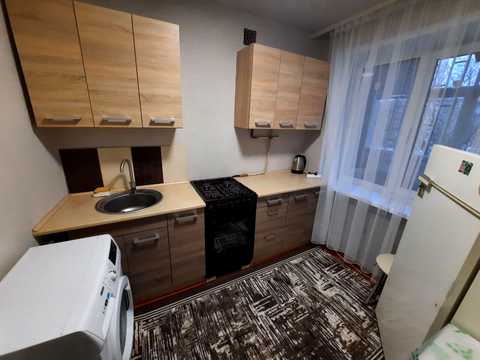 квартира за адресою Дніпро, Героїв Крут вул. (Фурманова), 10