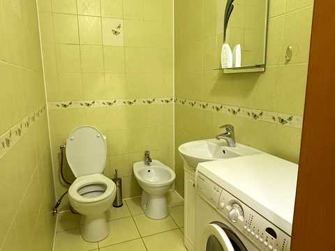 квартира за адресою Степана Бандери вул., 10-В