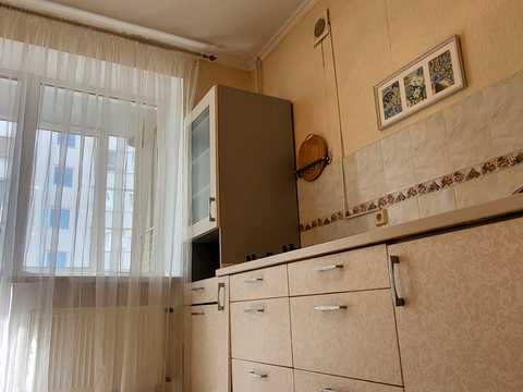 квартира за адресою Одеської громади вул. (Авдєєва-Чорноморського), 2б