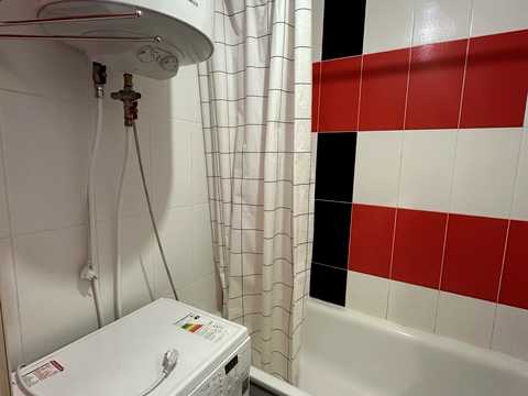 квартира за адресою Композитора Лятошинського вул., 12