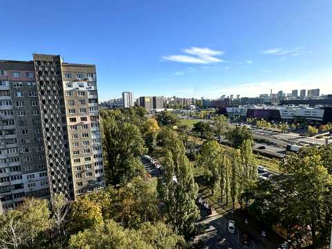 квартира за адресою Композитора Лятошинського вул., 12
