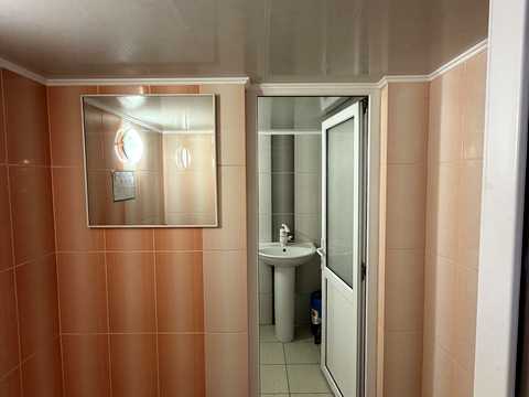 комерційна за адресою Південний бульв., 22
