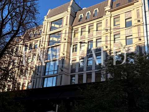 комерційна за адресою Ярославів Вал вул., 21/20