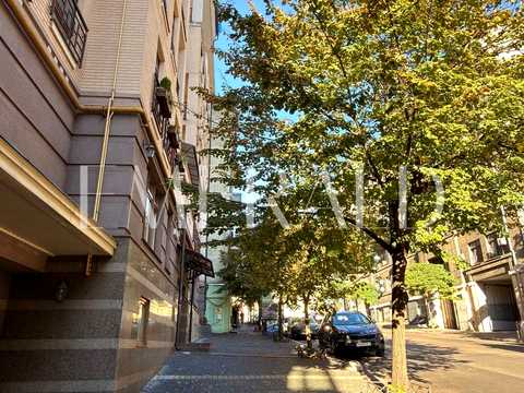 комерційна за адресою Ярославів Вал вул., 21/20