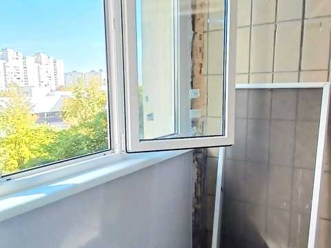 квартира за адресою Ревуцького вул., 13