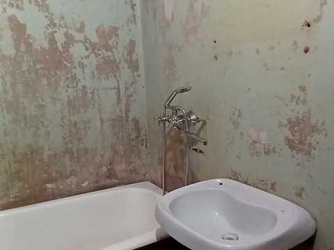 квартира за адресою Ревуцького вул., 13