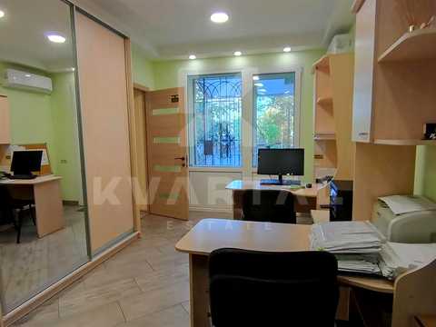комерційна за адресою Мінеральна вул., 7Є