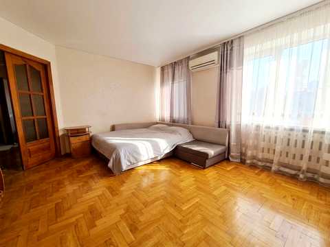 квартира за адресою Інглезі вул. (25-ї Чапаєвської Дивізії), 3