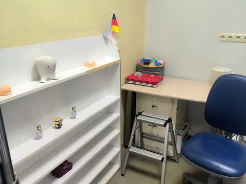 комерційна за адресою Львів, Олекси Довбуша вул., 2