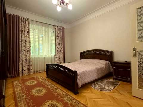квартира за адресою Євгена Коновальця вул., 113