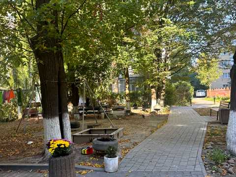 квартира за адресою Євгена Коновальця вул., 113